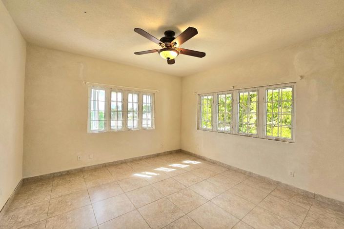 Image No.13-4 Bed Villa for sale