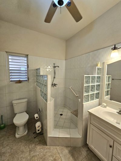 Image No.24-4 Bed Villa for sale