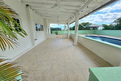 atlantic-pearl-120-patio-to-pool