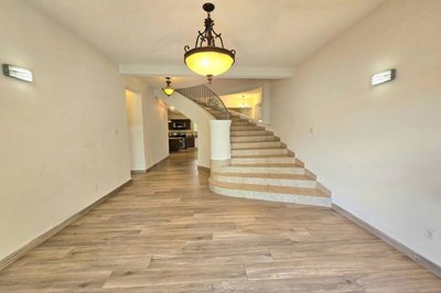 atlantic-pearl-120-foyer