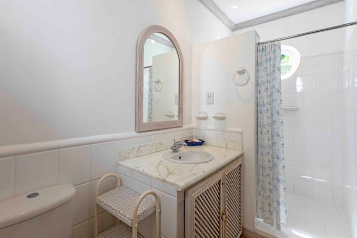 Image No.14-3 Bed Property for sale