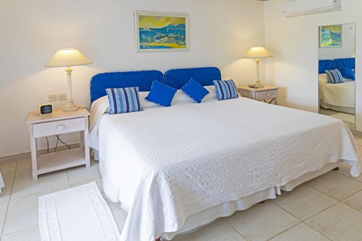 Image No.16-3 Bed Property for sale