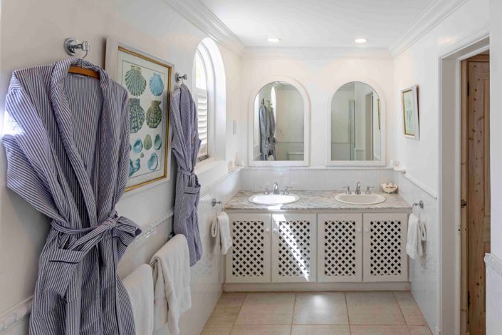 Image No.19-3 Bed Property for sale