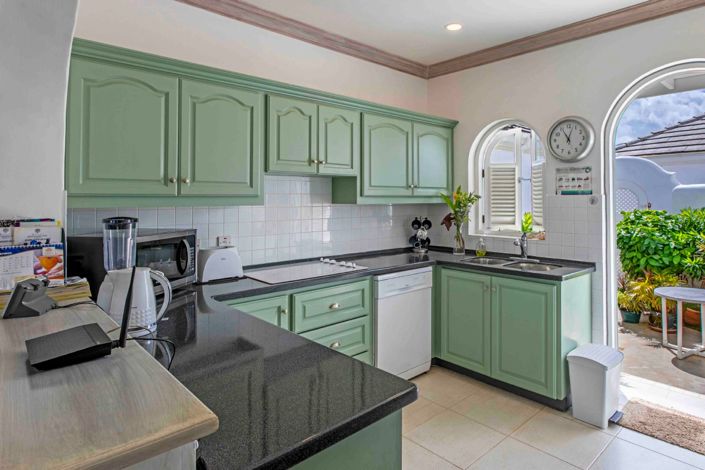 Image No.9-3 Bed Property for sale