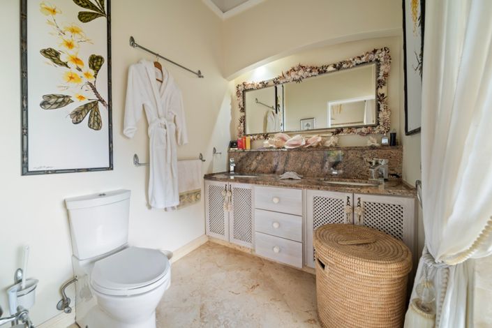 Image No.21-5 Bed Villa for sale