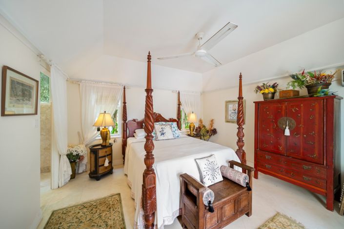 Image No.27-5 Bed Villa for sale