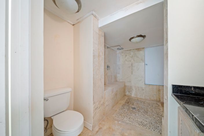 Image No.34-5 Bed Villa for sale