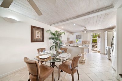 kingsbeach2011dining1029