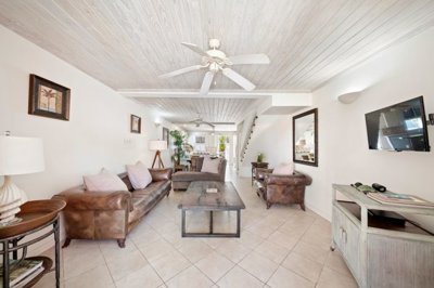 kingsbeach2011openplan0989
