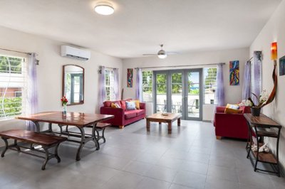 westwindsvillaspaciousliving01