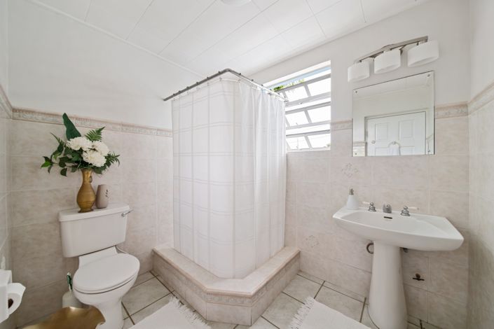 Image No.17-4 Bed Villa for sale