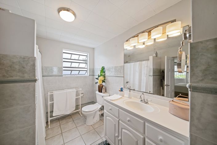 Image No.20-4 Bed Villa for sale