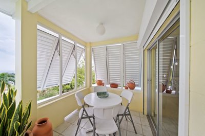 kentbridge-covered-patio-11