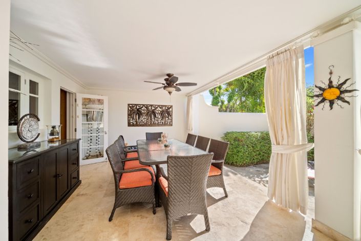 Image No.2-Propriété de 4 chambres à vendre à St James