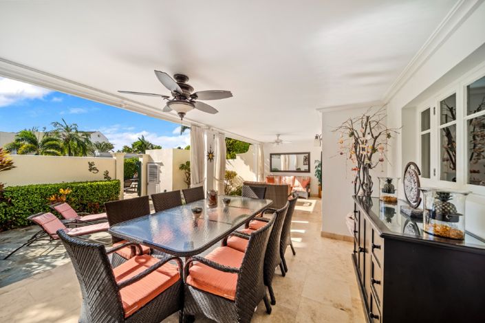 Image No.4-Propriété de 4 chambres à vendre à St James