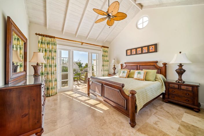 Image No.6-Propriété de 4 chambres à vendre à St James