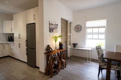 lushlifeopenplan6910