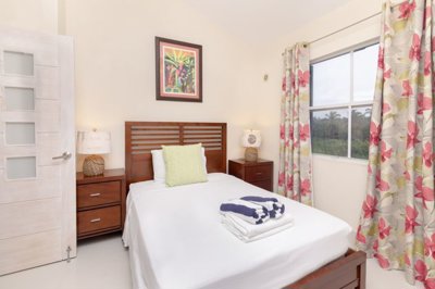 lantana2045-bedroom202