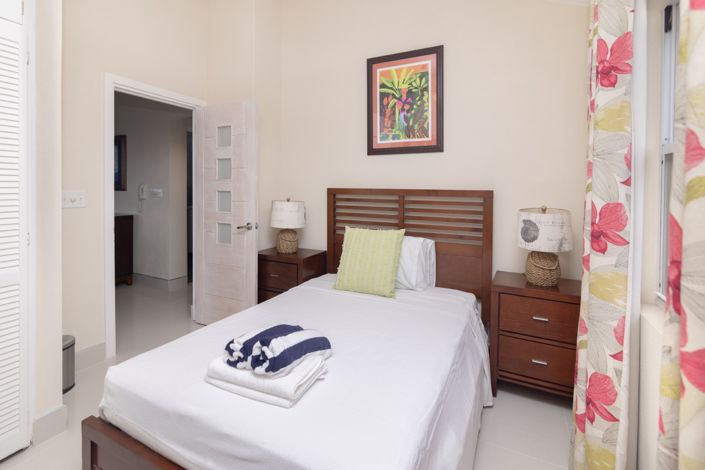 Image No.13-3 Bed Apartment for sale