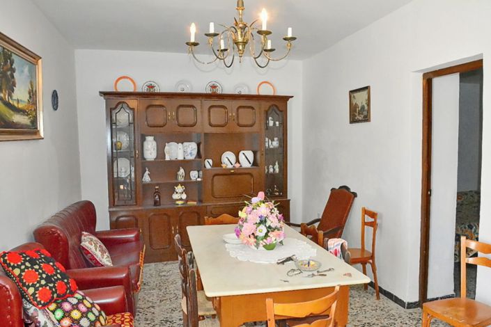 Image No.3-3 Bed Townhouse for sale