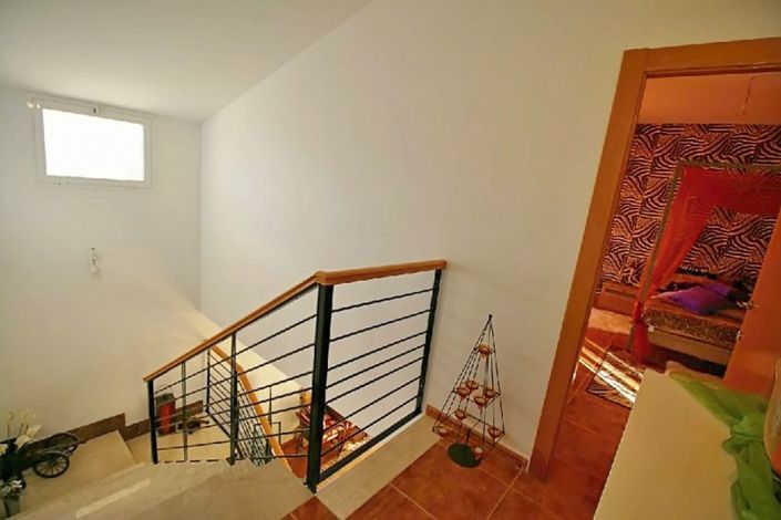 Image No.12-4 Bed Villa for sale