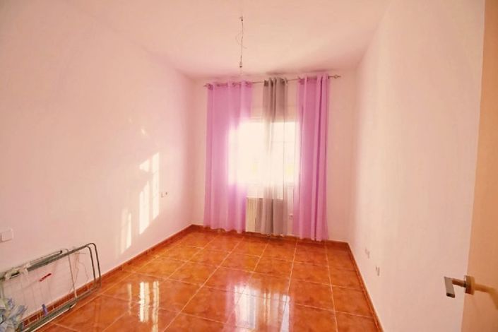 Image No.23-4 Bed Villa for sale