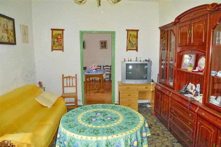 Image No.2-4 Bed Townhouse for sale