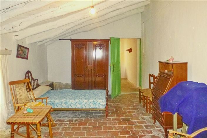 Image No.27-4 Bed Townhouse for sale