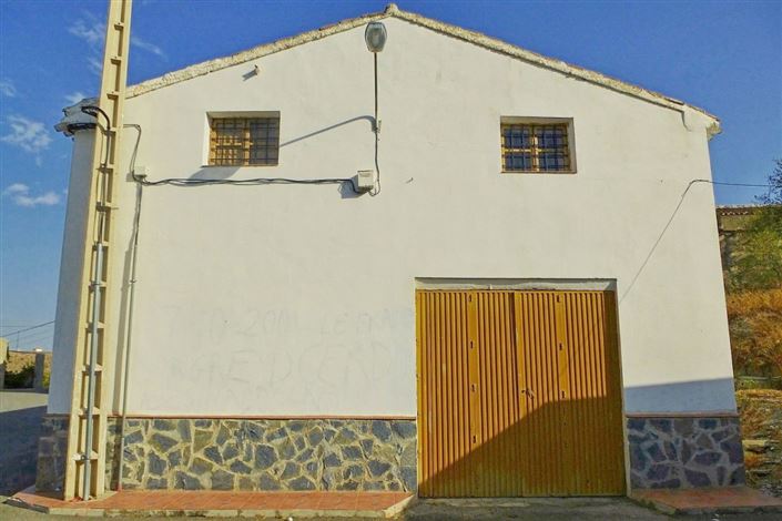 Image No.30-4 Bed Townhouse for sale