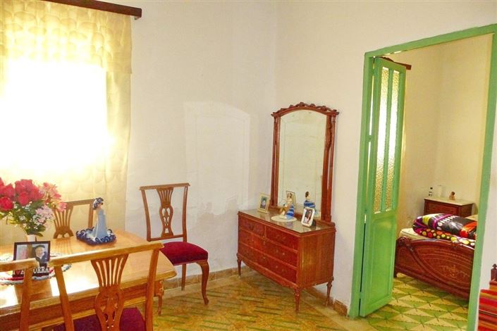 Image No.5-4 Bed Townhouse for sale