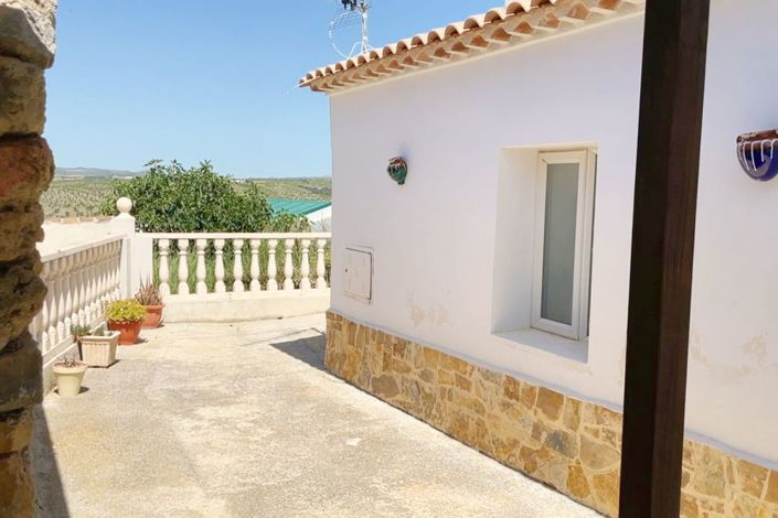 Image No.15-2 Bed Townhouse for sale