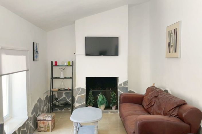 Image No.3-2 Bed Townhouse for sale