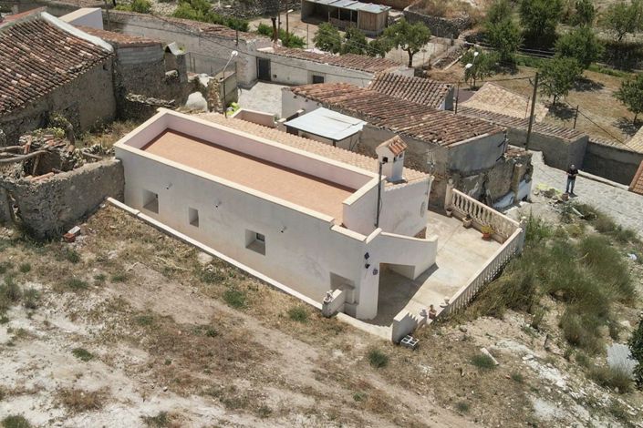 Image No.22-2 Bed Townhouse for sale