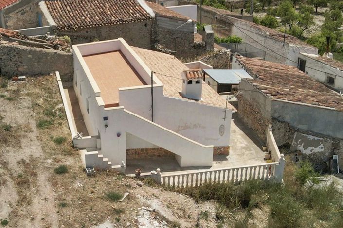 Image No.23-2 Bed Townhouse for sale