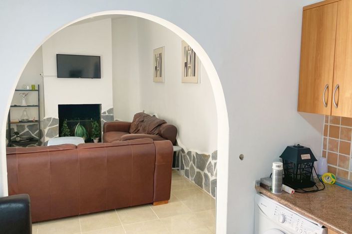 Image No.7-2 Bed Townhouse for sale