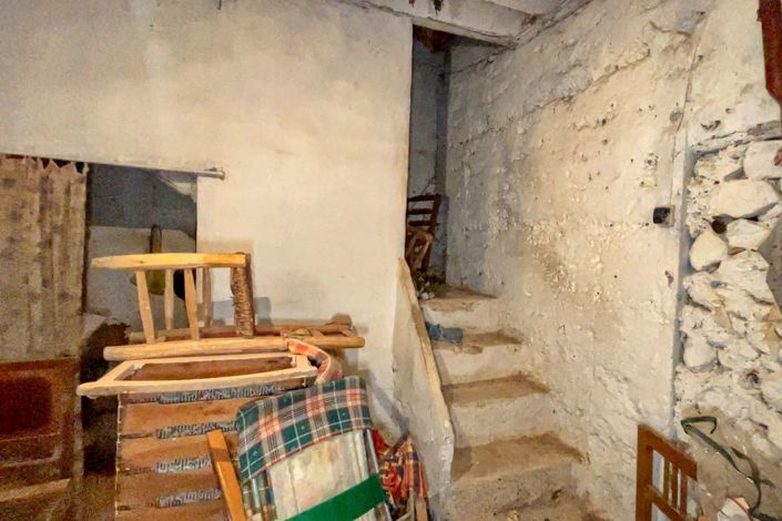 Image No.14-3 Bed Country Property for sale