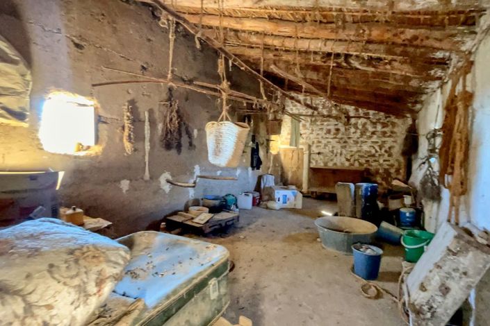 Image No.16-3 Bed Country Property for sale