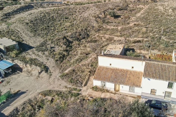 Image No.20-3 Bed Country Property for sale