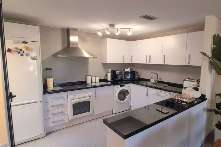 Image No.11-Villa for sale