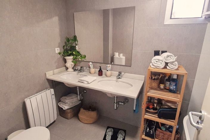 Image No.16-Villa for sale