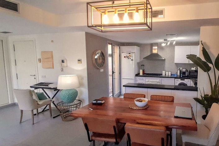 Image No.8-Villa for sale