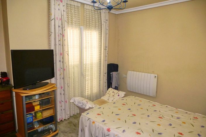 Image No.26-5 Bed Maisonette for sale