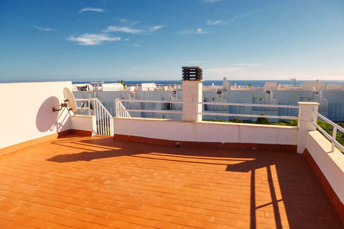 Image No.41-5 Bed Maisonette for sale