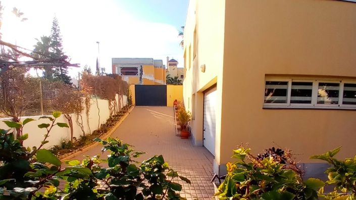 Image No.37-4 Bed Villa for sale