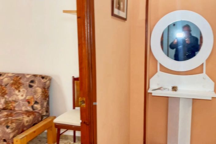 Image No.29-6 Bed Townhouse for sale