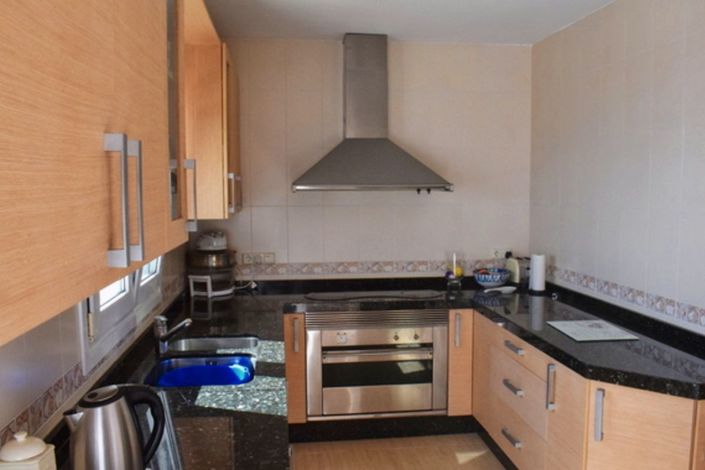 Image No.8-6 Bed Villa for sale