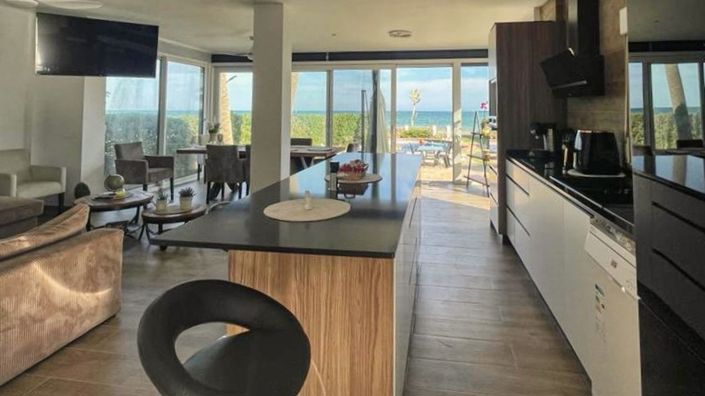 Image No.11-5 Bed Villa for sale