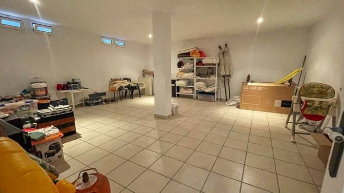 Image No.26-5 Bed Villa for sale