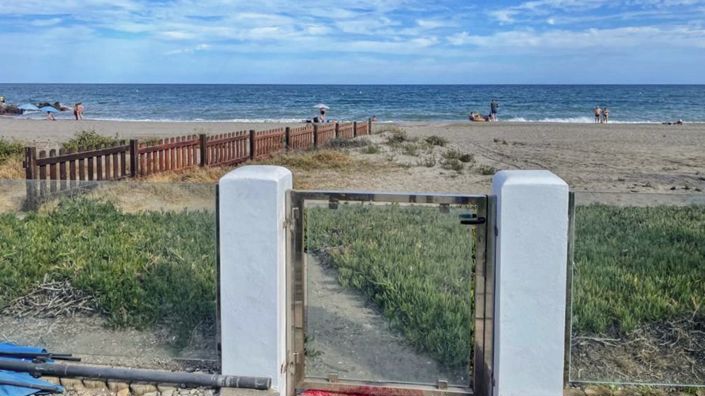 Image No.38-5 Bed Villa for sale