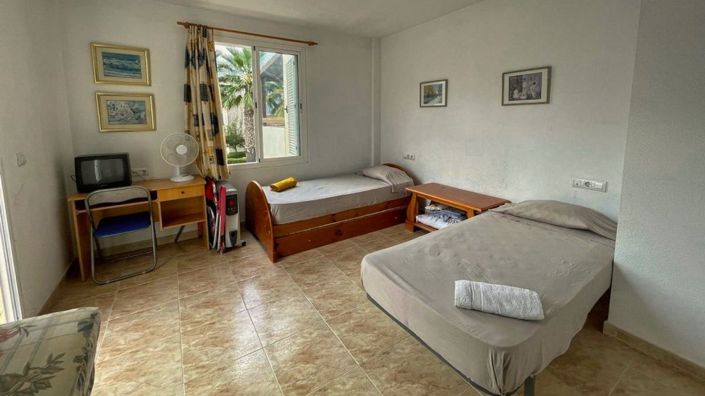 Image No.14-3 Bed Maisonette for sale